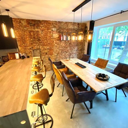 The Square - Vacation Rental With Outdoor Sauna - Centre Of アントウェルペン エクステリア 写真