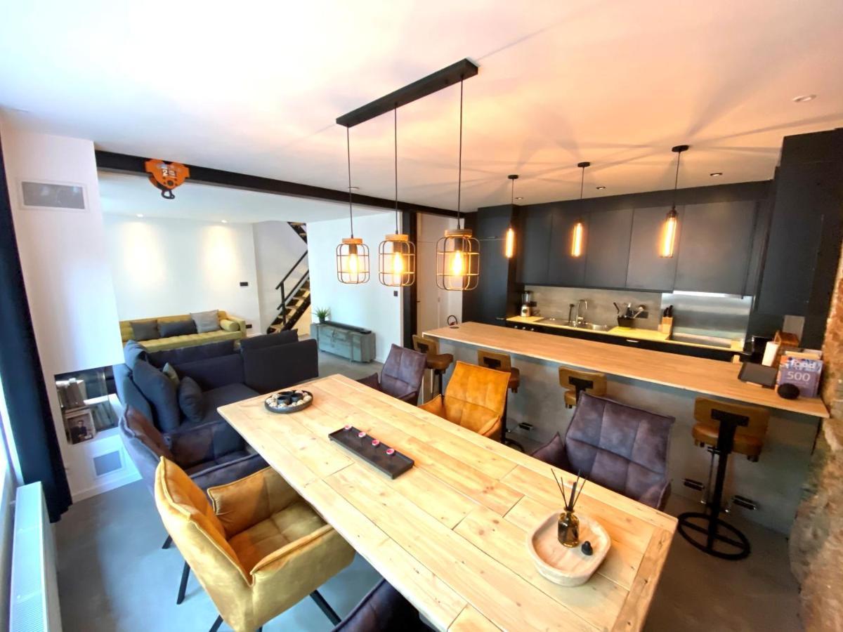 The Square - Vacation Rental With Outdoor Sauna - Centre Of アントウェルペン エクステリア 写真