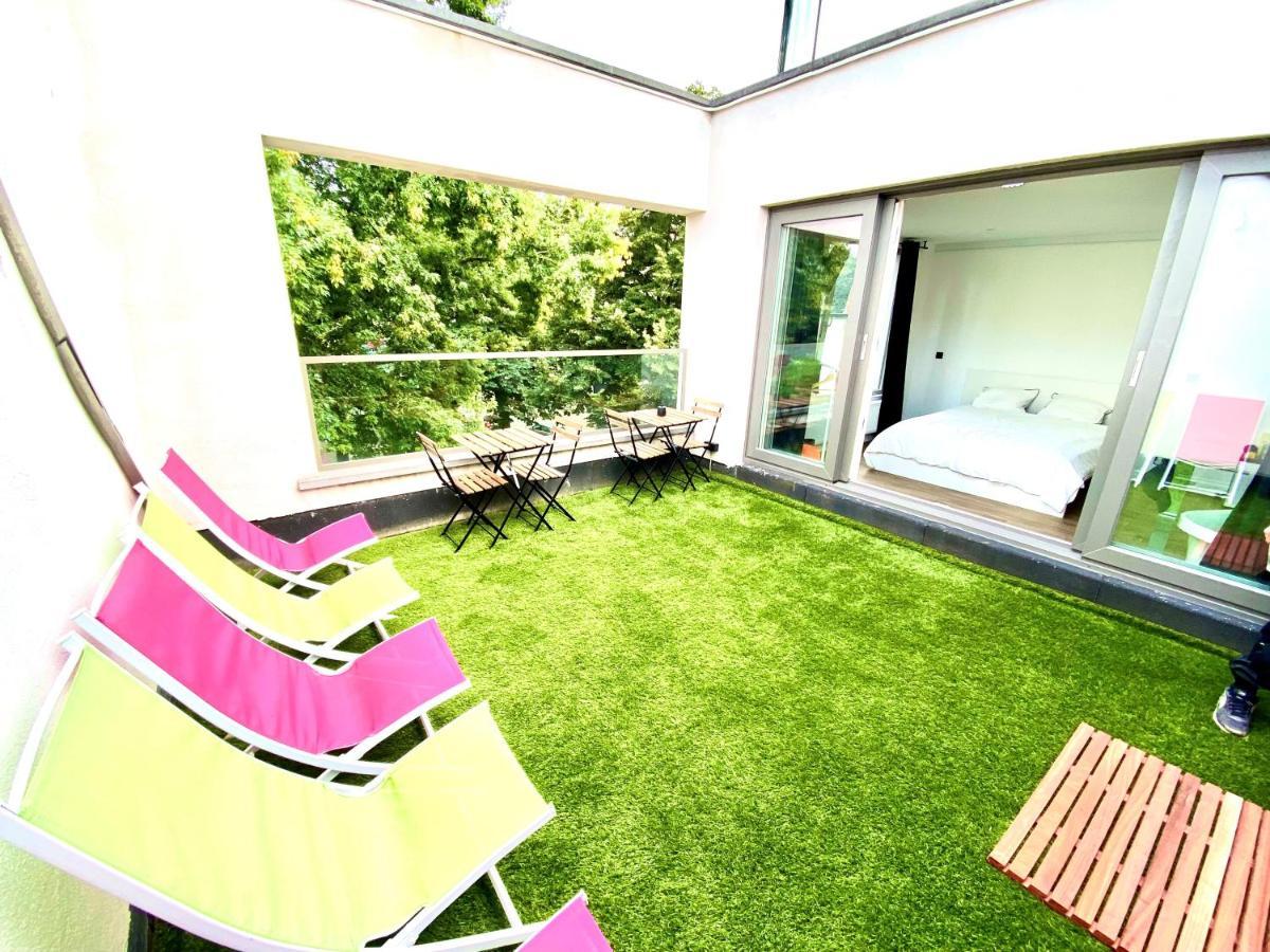 The Square - Vacation Rental With Outdoor Sauna - Centre Of アントウェルペン エクステリア 写真